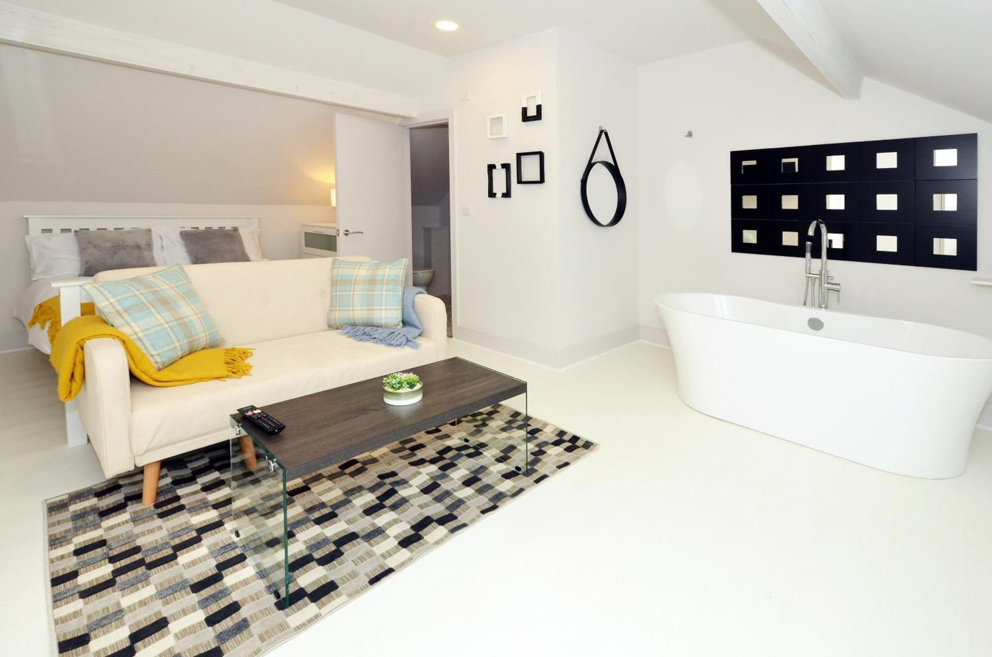 Townhouse Plus @ London Road Stoke Exterior photo